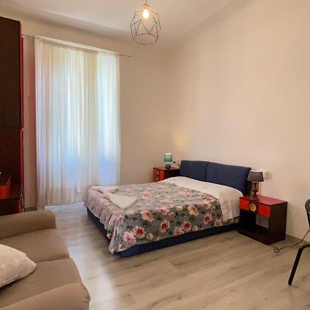 Room In The City Center - Stanza In Centro Citta Milán Exterior foto