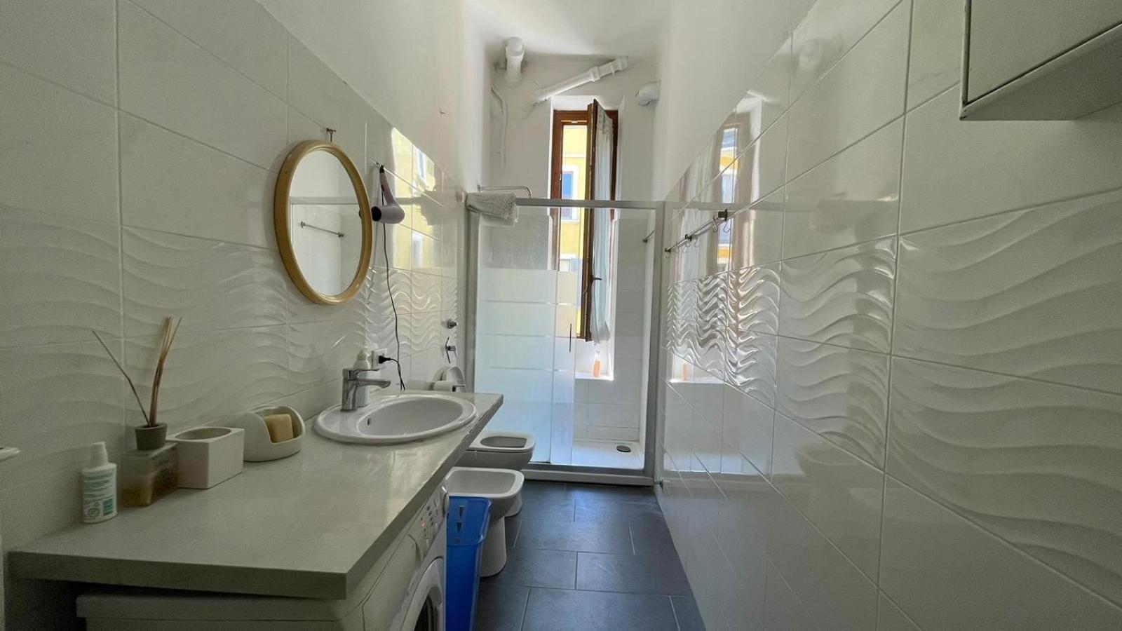 Room In The City Center - Stanza In Centro Citta Milán Exterior foto