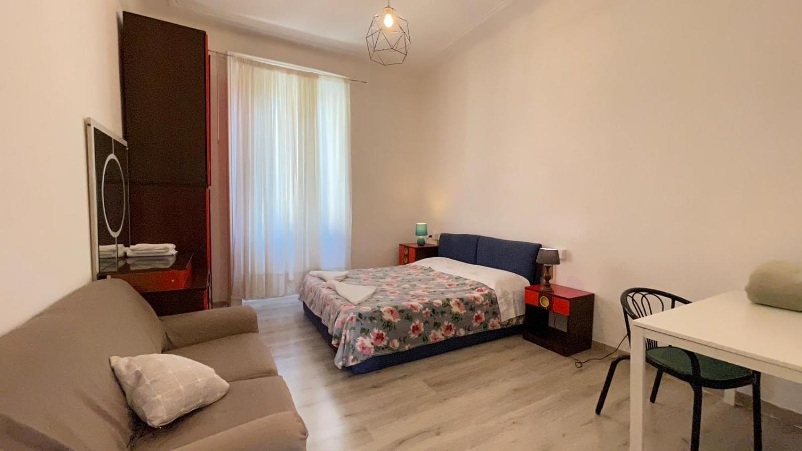 Room In The City Center - Stanza In Centro Citta Milán Exterior foto