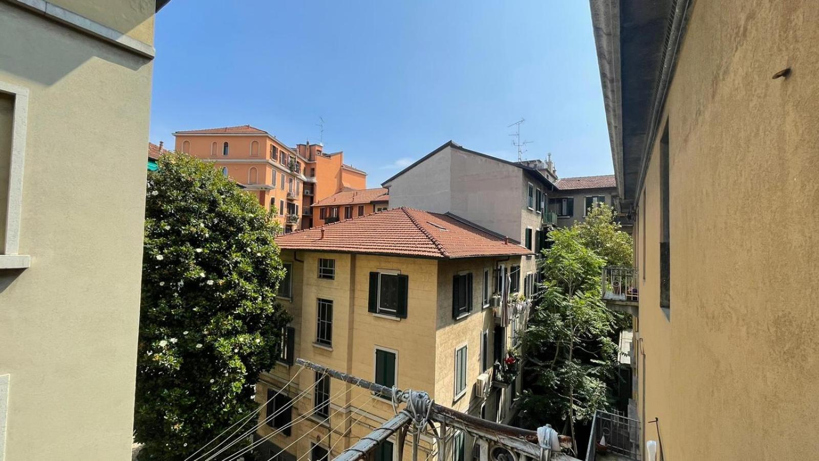 Room In The City Center - Stanza In Centro Citta Milán Exterior foto