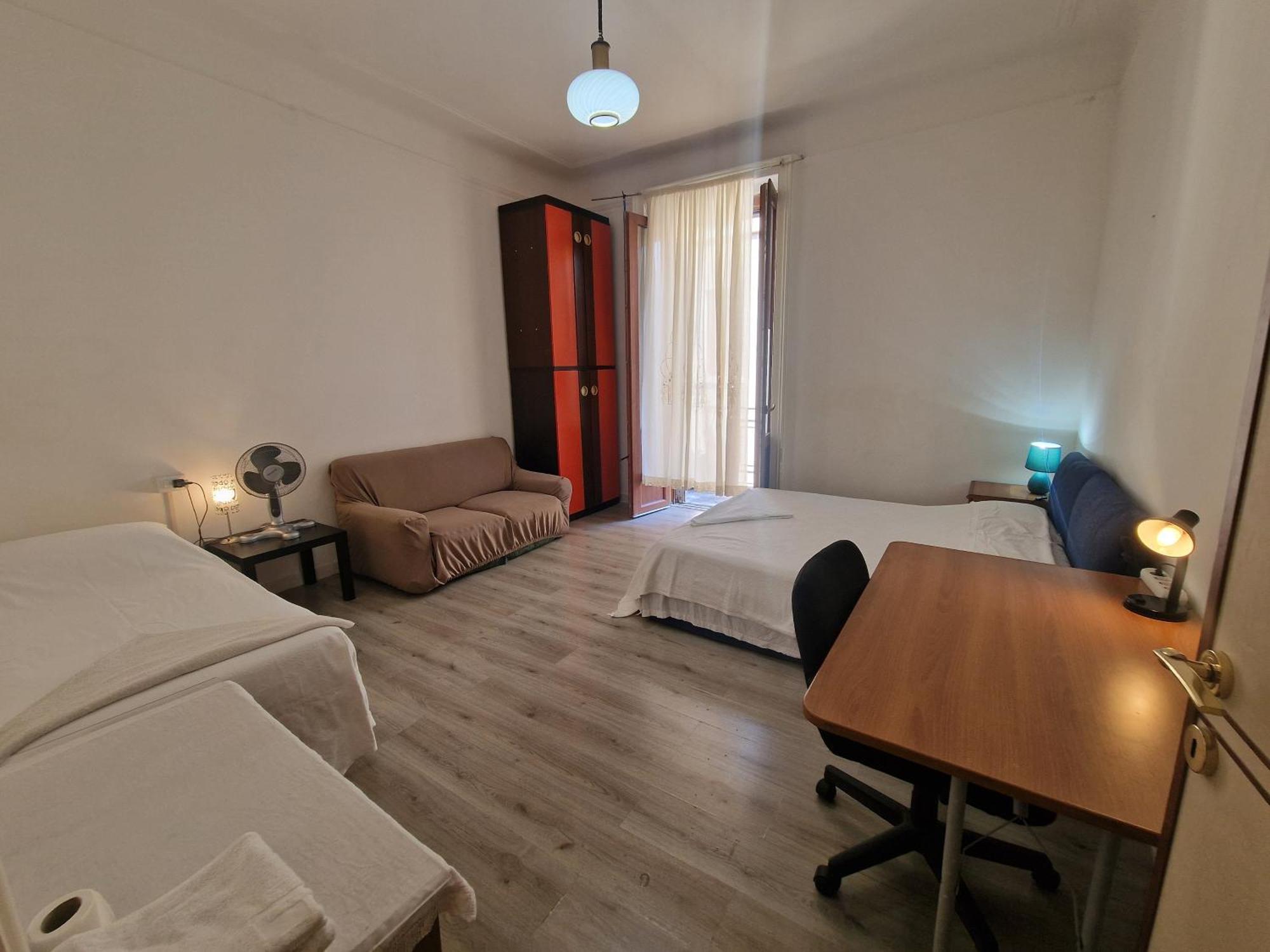 Room In The City Center - Stanza In Centro Citta Milán Exterior foto